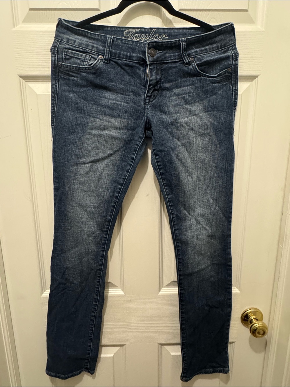 delia*s Taylor Dark Wash Women's Straight Jeans sz 9/10